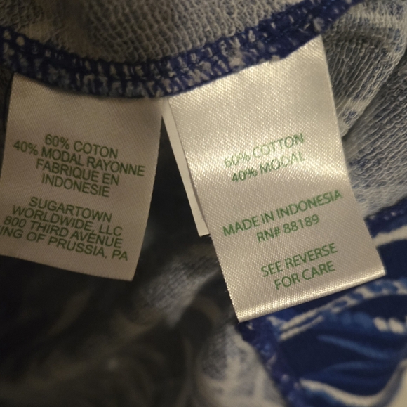 Lilly Pulizter pullover. Size Lg. - Picture 4 of 6